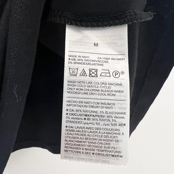 Old Navy Rihanna Fenty Super Bowl LVII Half Time Graphic Luxe Crewneck T-Shirt M - Picture 4 of 5